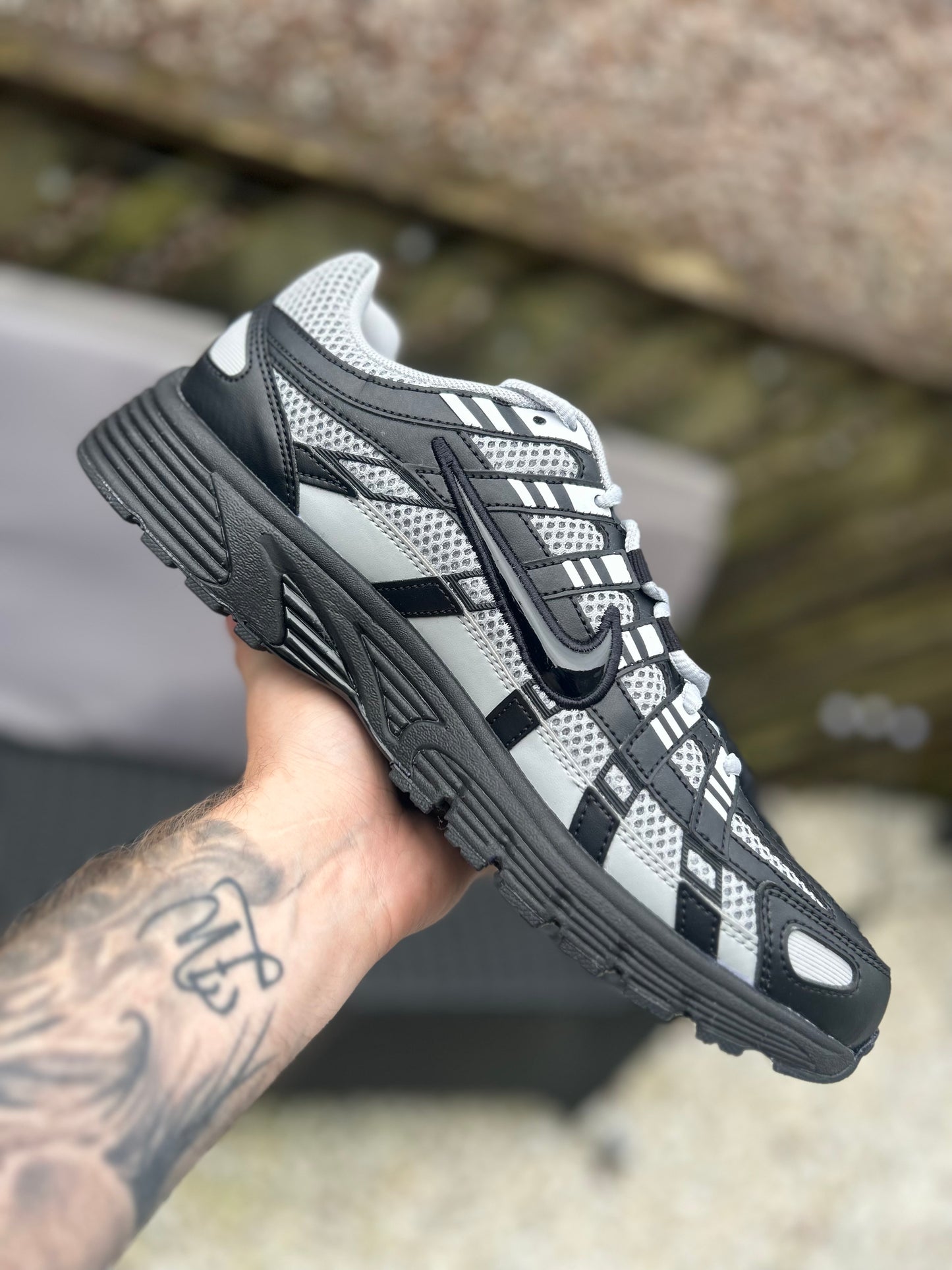 Nike p6000 “shadow black /grey )
