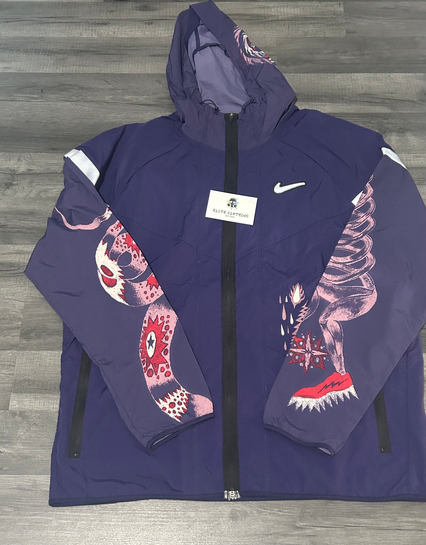 Nike “Chinese dragon” windbreaker