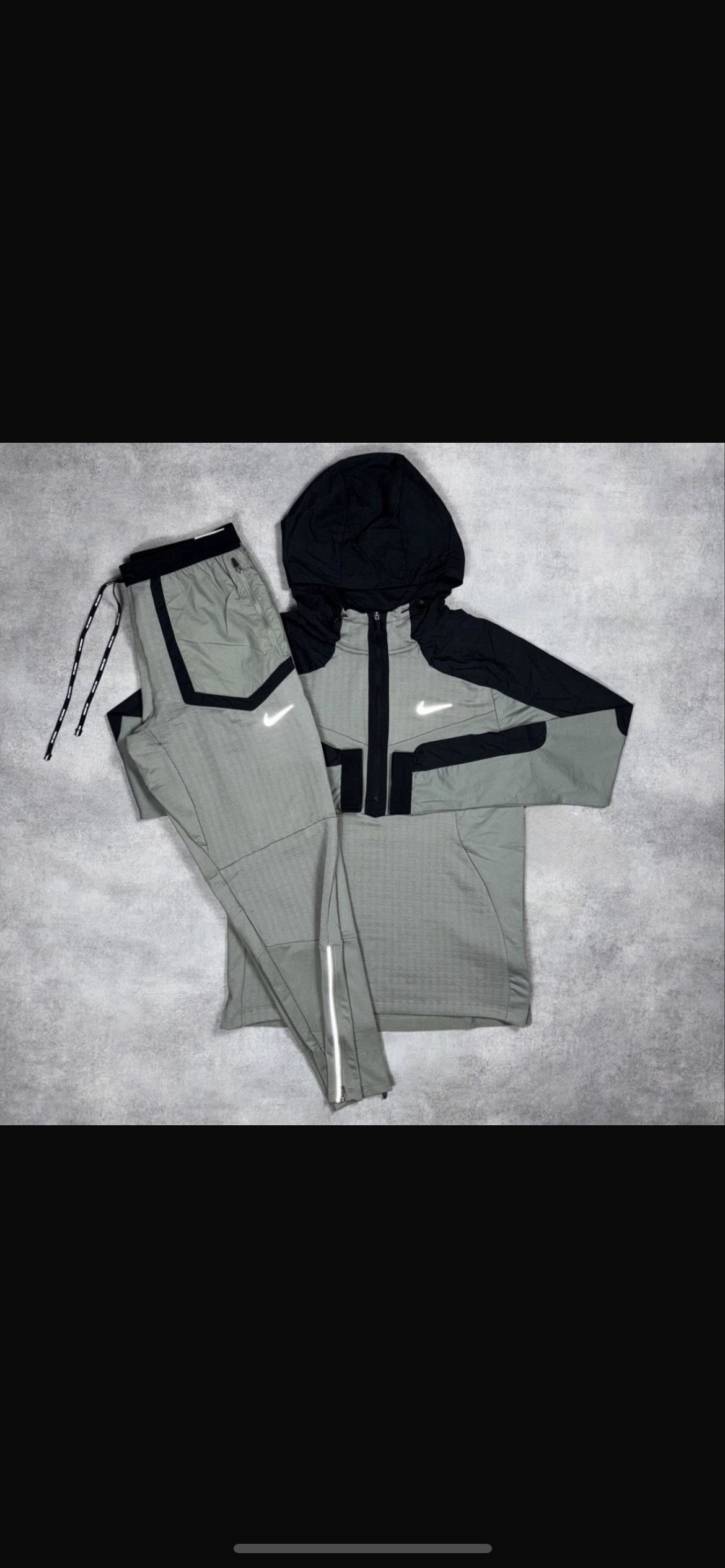 NIKE - JADE HORIZON PERFORMANCE
