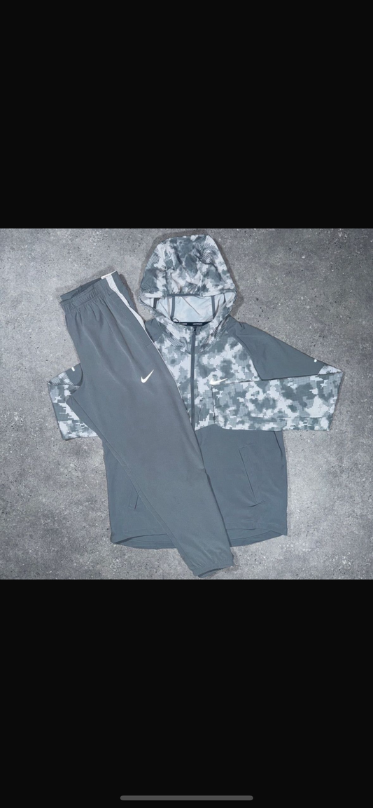 Nike grey camo